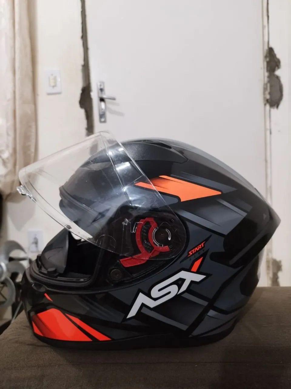 Capacete ASX preto 