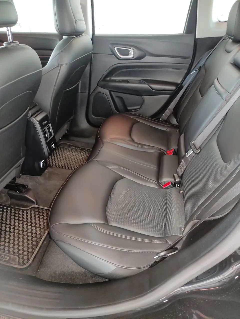 Compass sport 1.3 turbo ano/modelo 22 - Foto 5