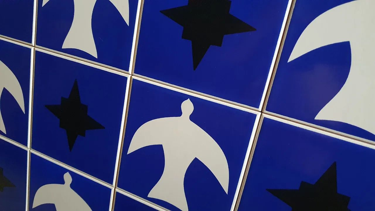 Moldura 12 Azulejos Athos Bulcão  - Foto 2