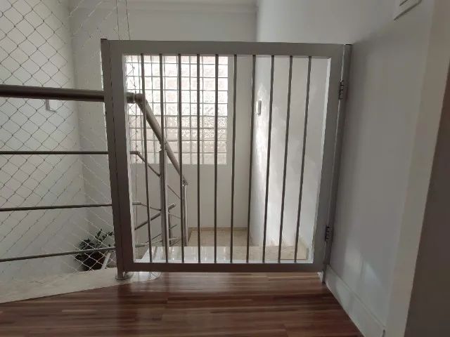 Portão / Grade de segurança para bebê ou pet em alumínio