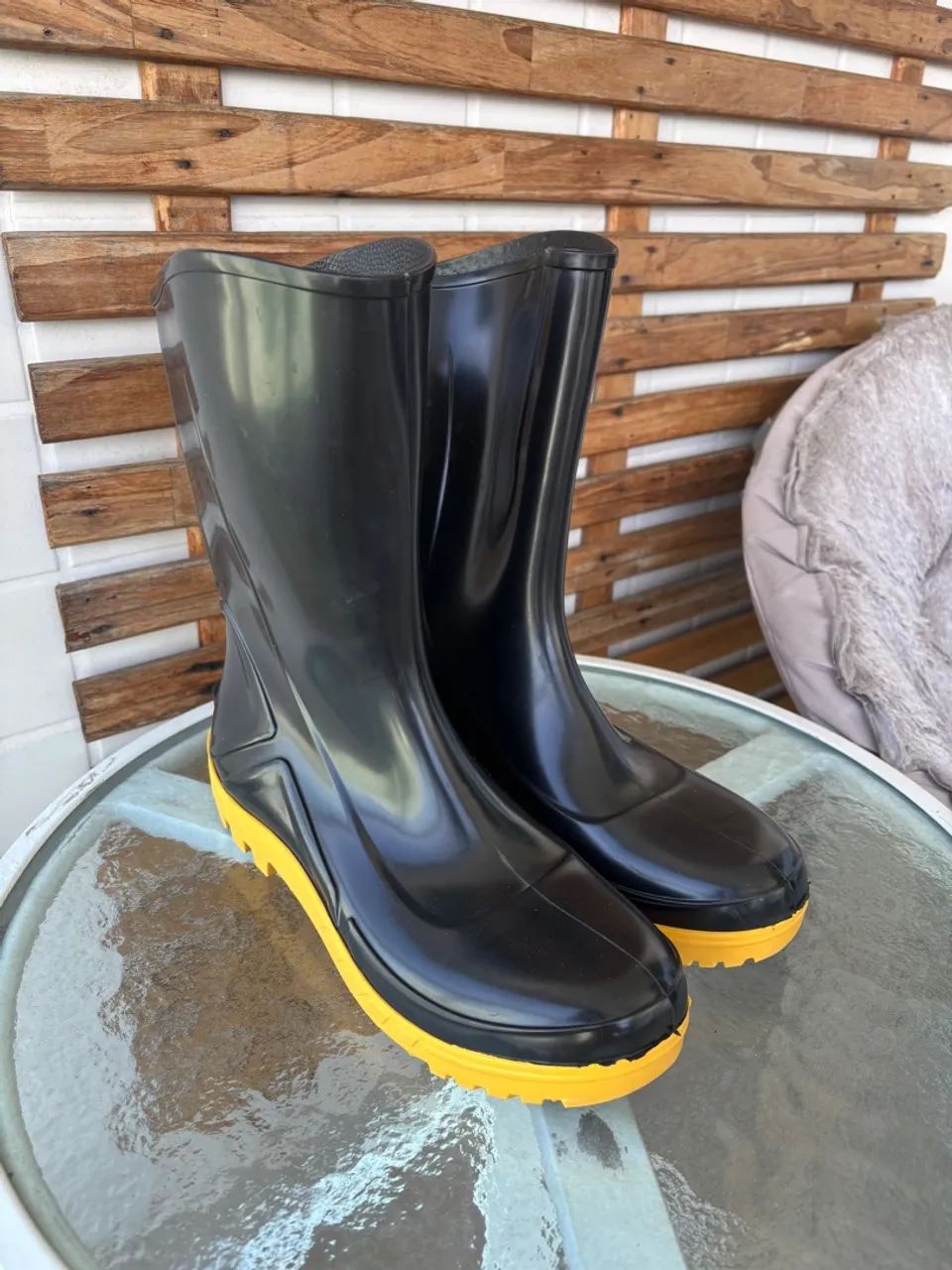 Porto Alegre Bota De Chuva Amarela Porto Alegre Bota De Galocha