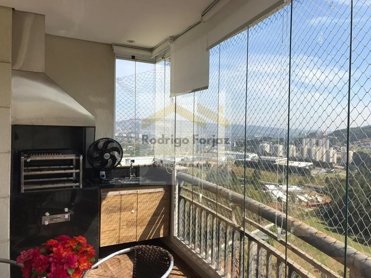 Condomínio Jardins de Tamboré - Apartamento à VENDA MOBILIADO - Jardins do Tamboré - 122m²