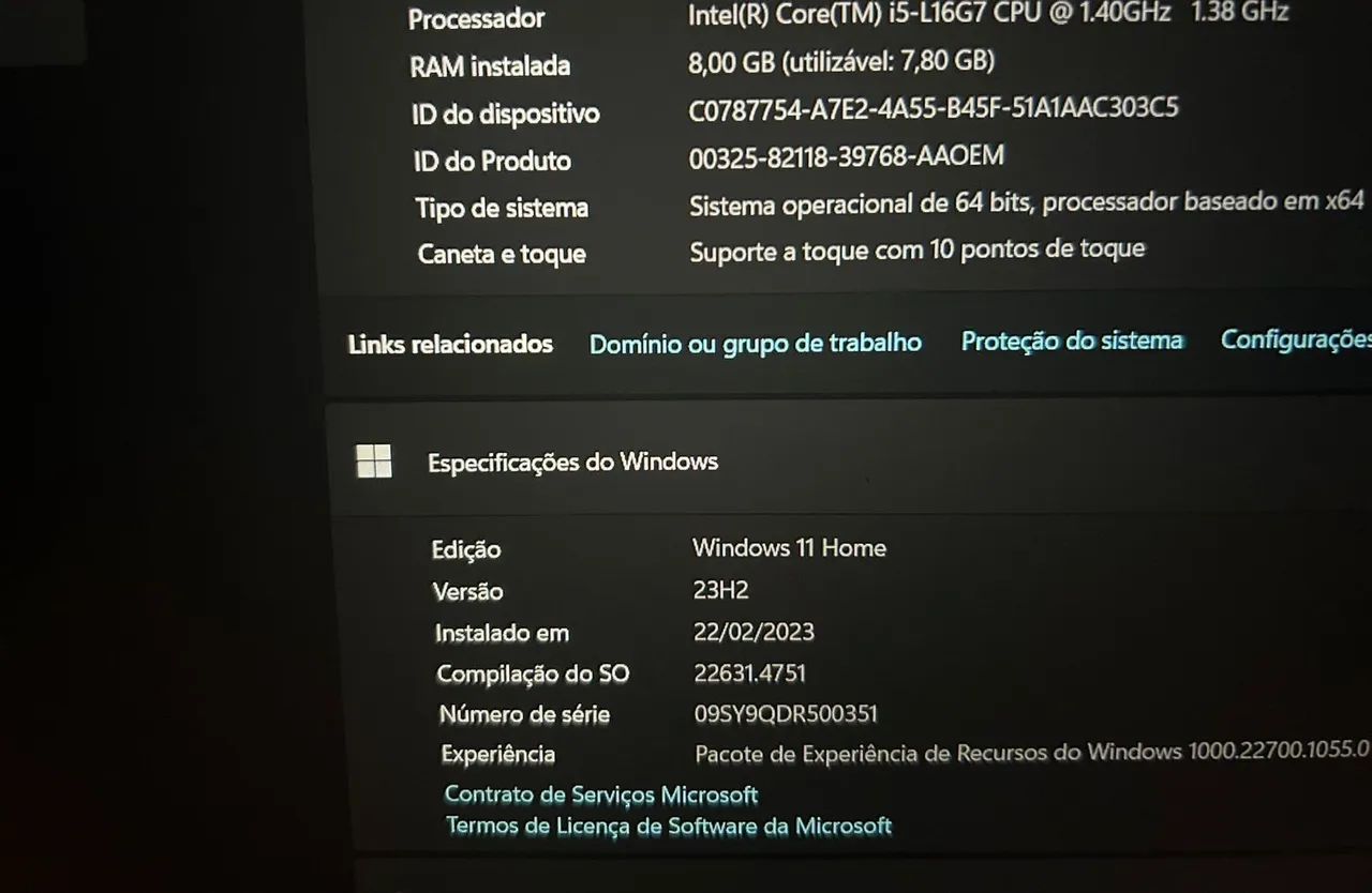 Samsung Galaxy Book S Notebook with a small defect in the corner of the screen64385503408642124