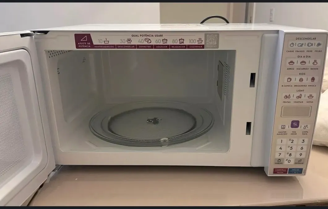 Microondas Electrolux 34L - Perfeito para sua cozinha!