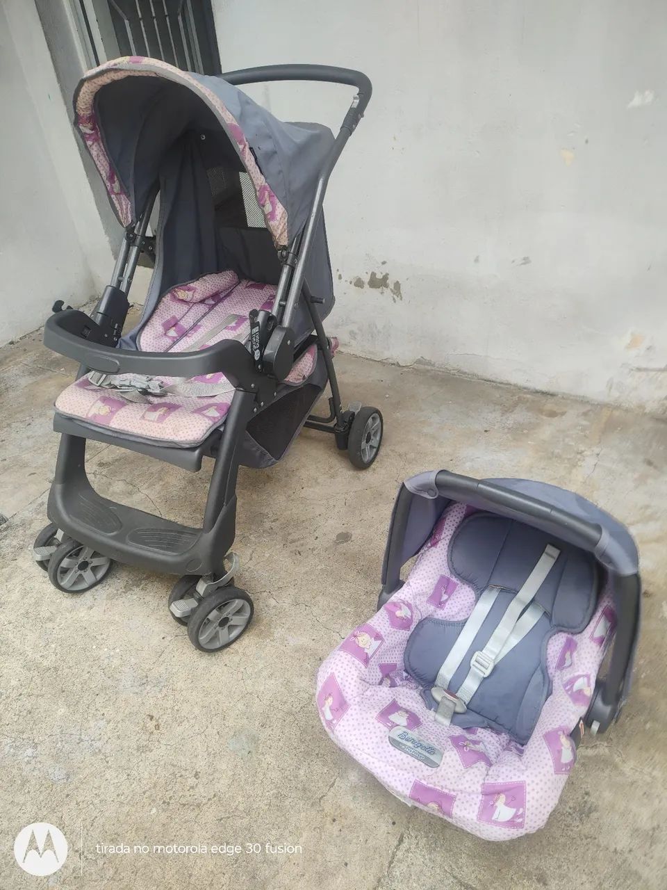 Carrinho de Bebê e Cadeirinha