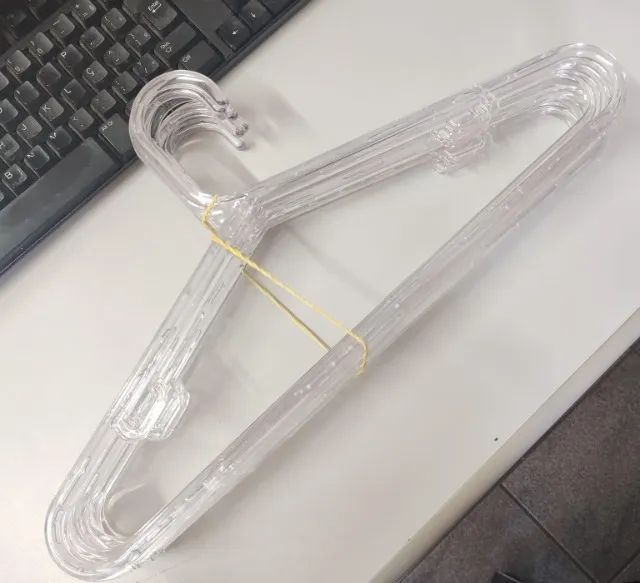 Cabide de Acrílico Tradicional Fino Cristal  ( 100 und ) - Foto 2