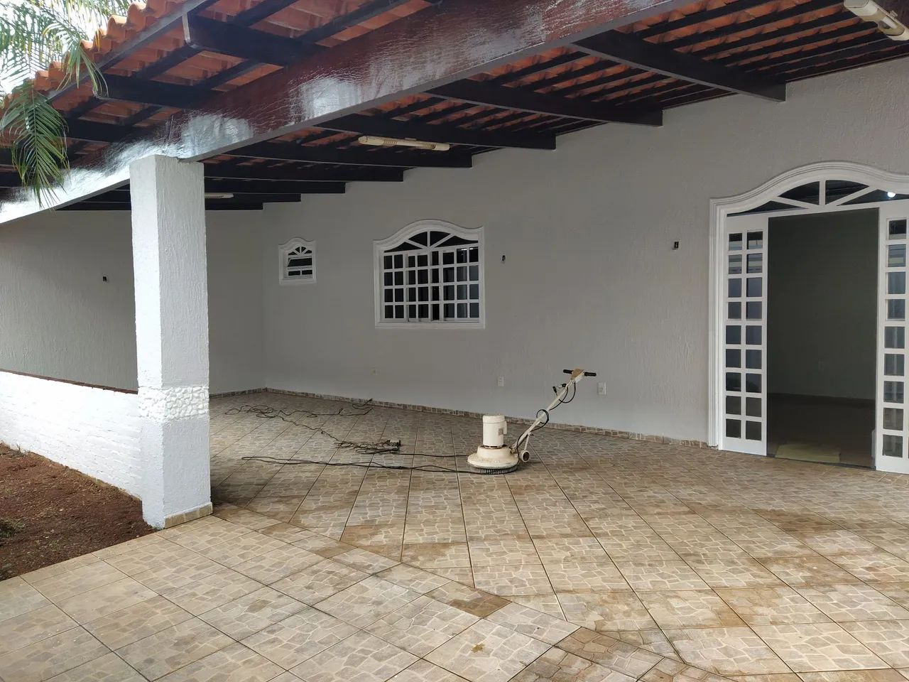 Alugo casa em condomínio com três quartos Vicente Pires  - Foto 2