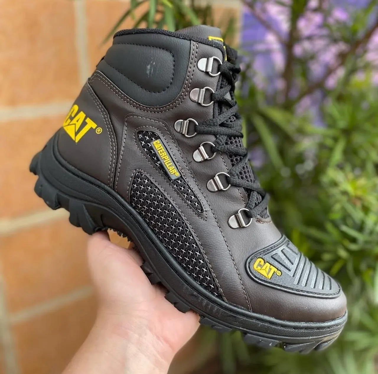 Bota Masculina Caterpillar Café - Tamanhos 38|41|42 (PROMOÇÃO SÓ ESSA SEMANA)
