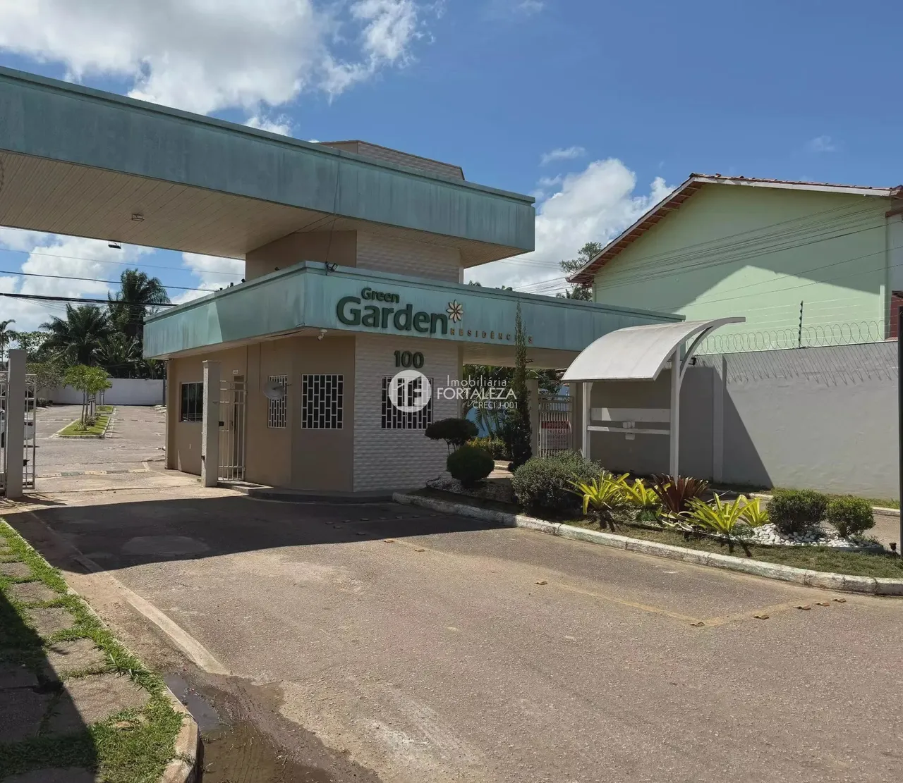 Casa Residencial à venda, 2 quartos, 1 suíte, 2 vagas, Condomínio Green Garden - Rio Branc