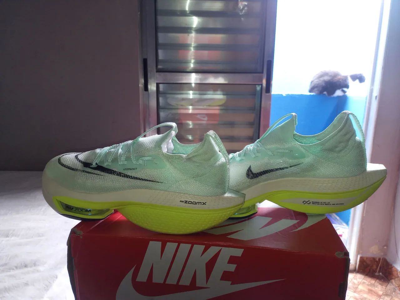 Nike ZoomX Vaporfly NEXT% 2 -- N 42
