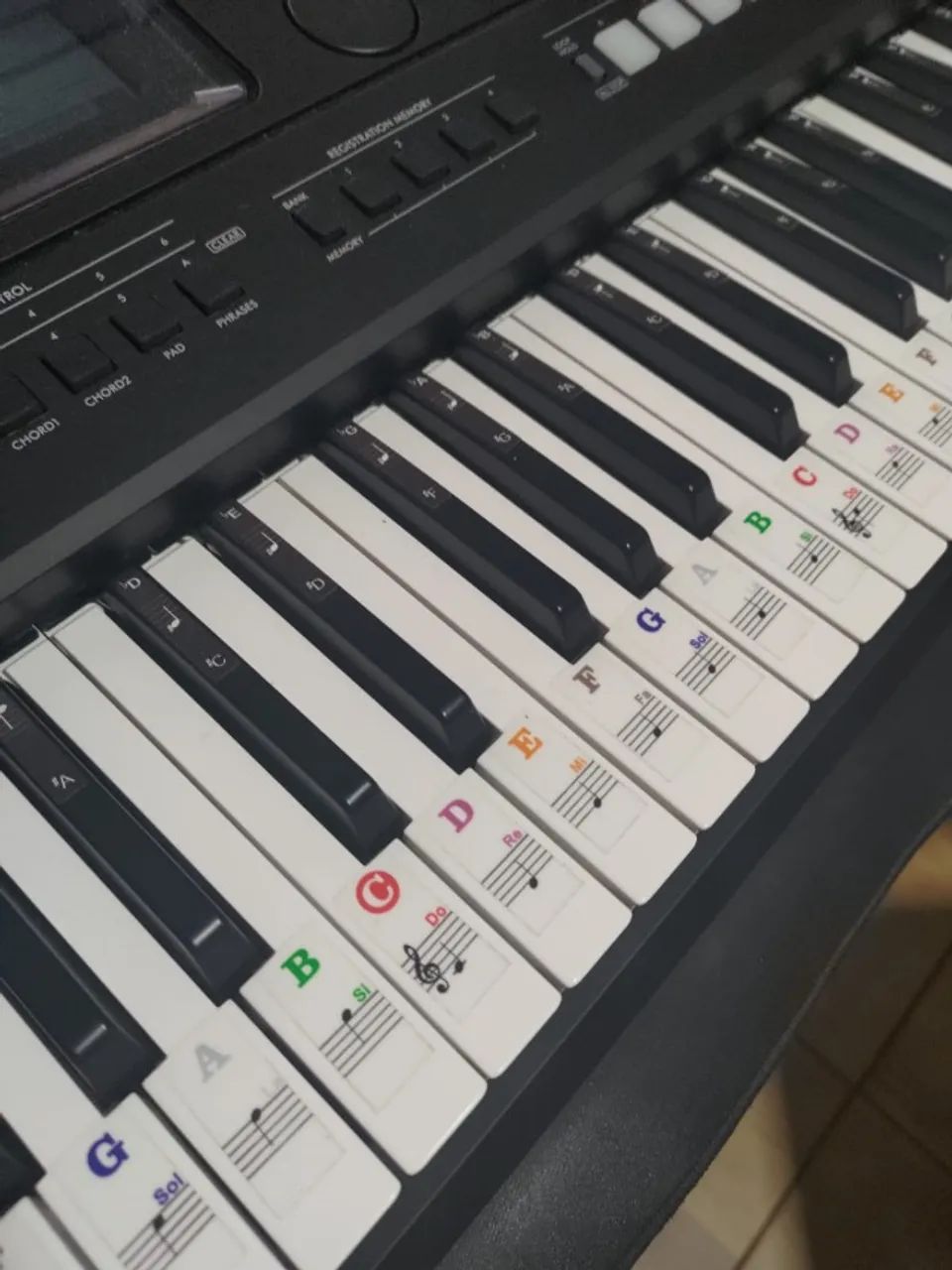 Teclado Yamaha PSR-E473 - Semi Novo / Zerado / Impecável - Foto 2