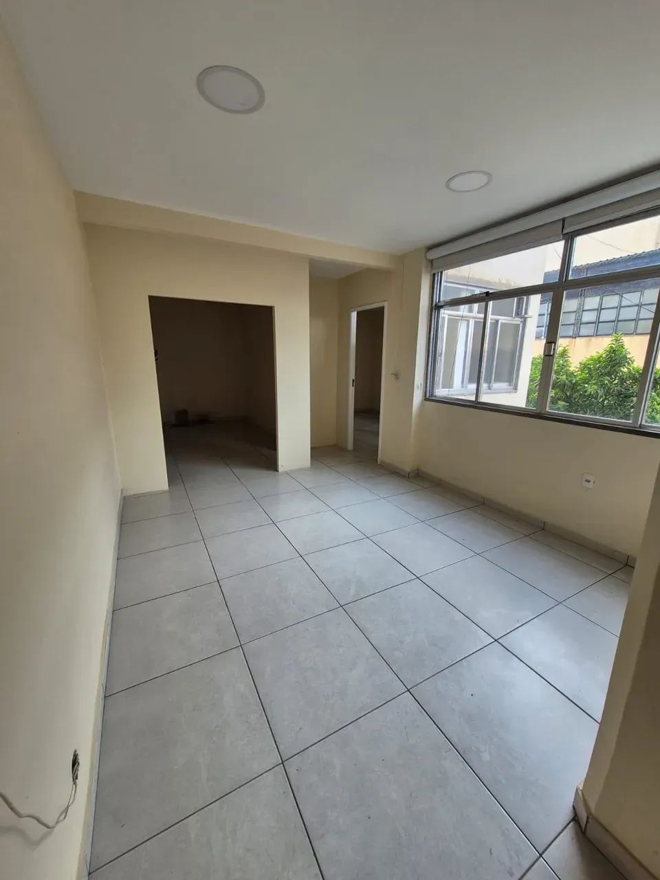 OPORTUNIDADE! Excelente sala comercial no centro de Nilópolis. - Foto 11