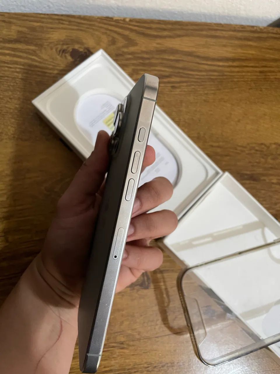 iPhone 16 pro Max 256 - Foto 2