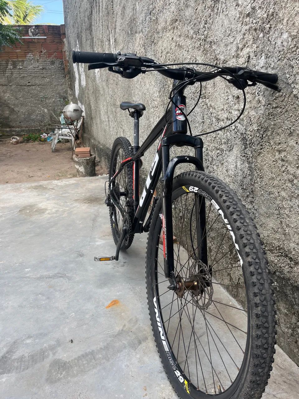 BICICLETA SEMI NOVA  - Foto 3