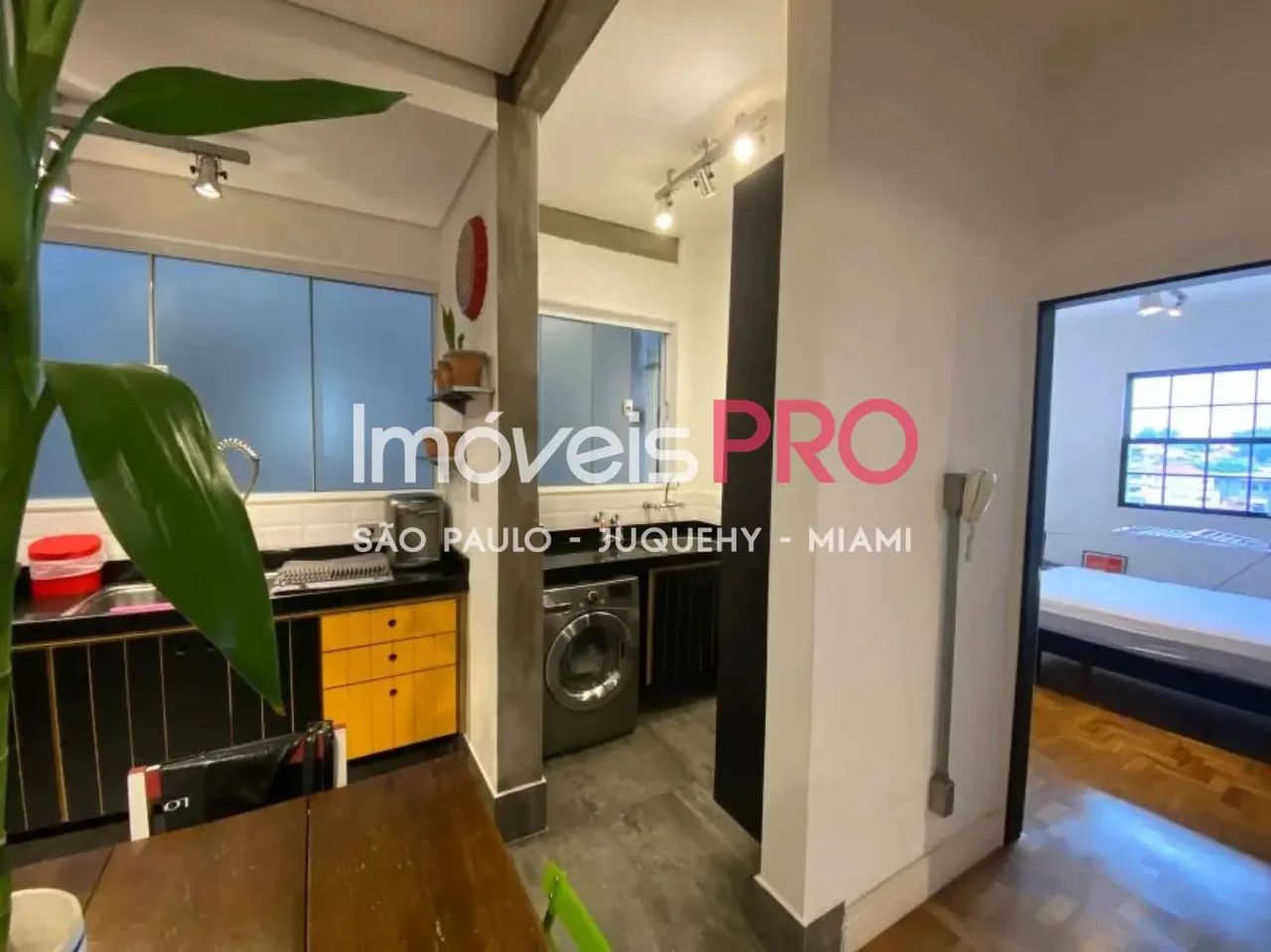 Apto reformado com 105m² de 2 dorm sendo 1 suíte e 1 vaga na Vila Mariana prox. do metrô. - Foto 12