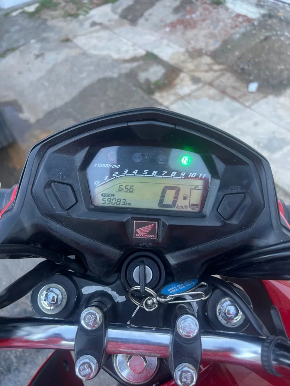 Moto extremamente nova e conservada e pouco rodada. De casa pra o trabalho - Foto 5