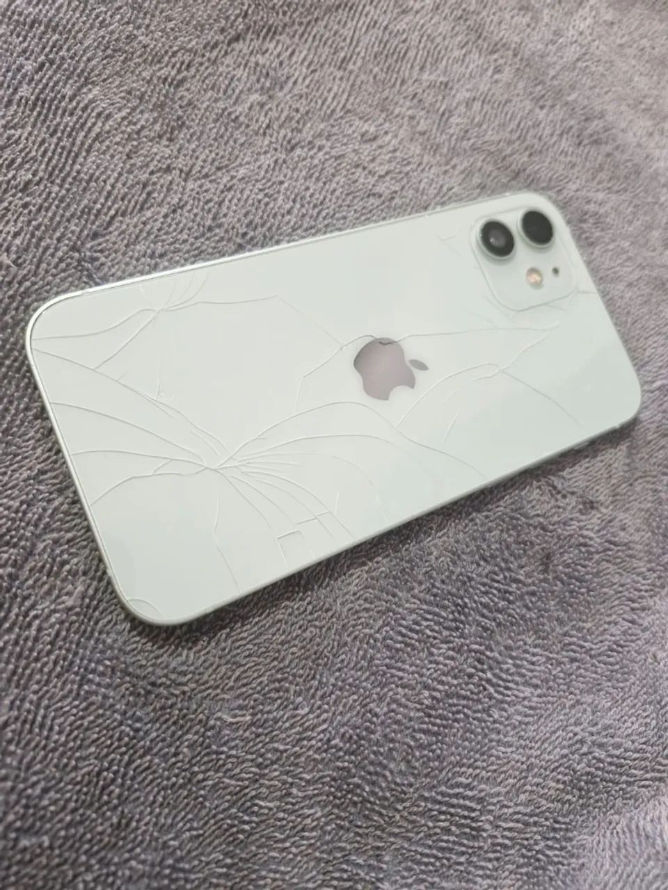 Iphone 12 usado - Foto 2