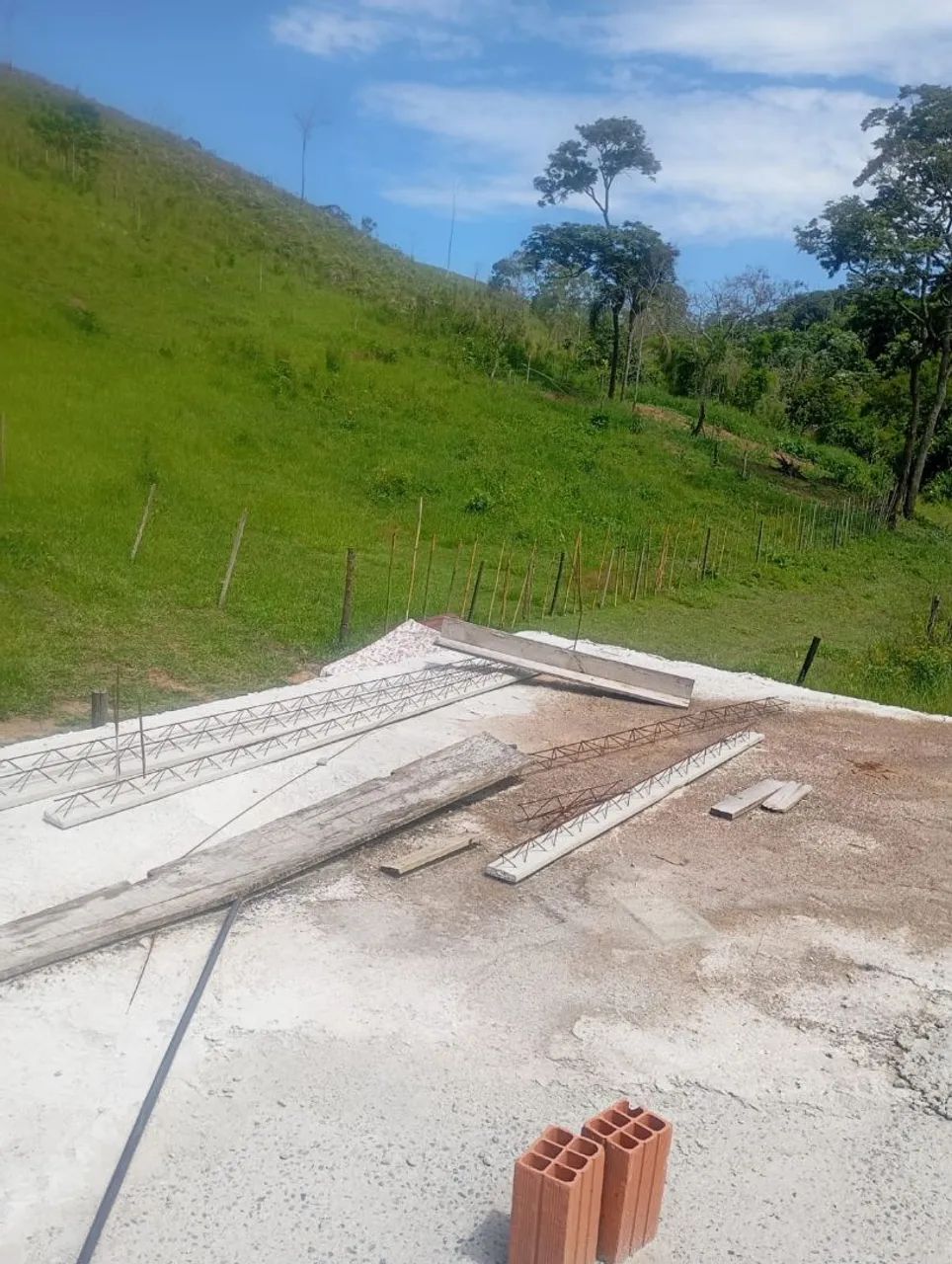 Terreno em santa Isabel 