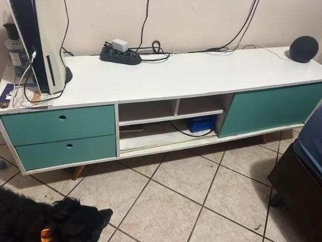 Conjunto Retrô - Rack e Mesas de Cabeceira