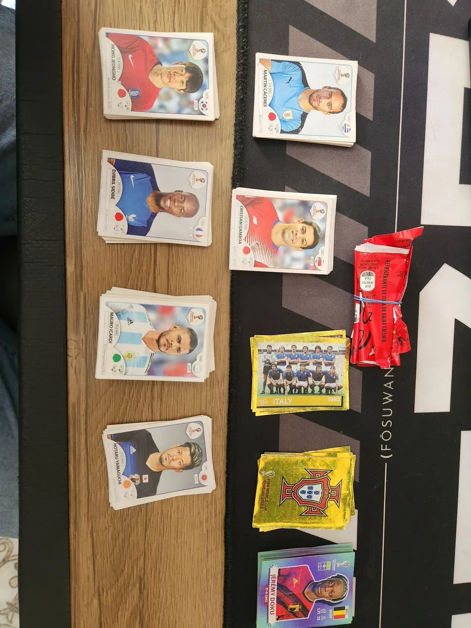 Figurinhas copa 2018 e 2022.