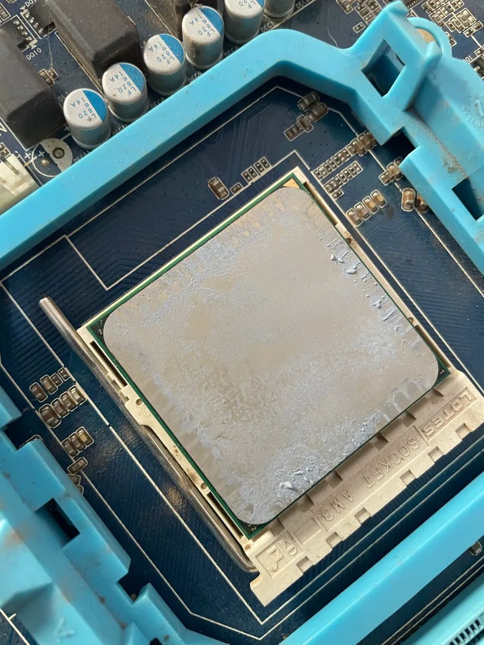 Placa mãe Gigabyte GA - M68MT - S2P - Foto 4