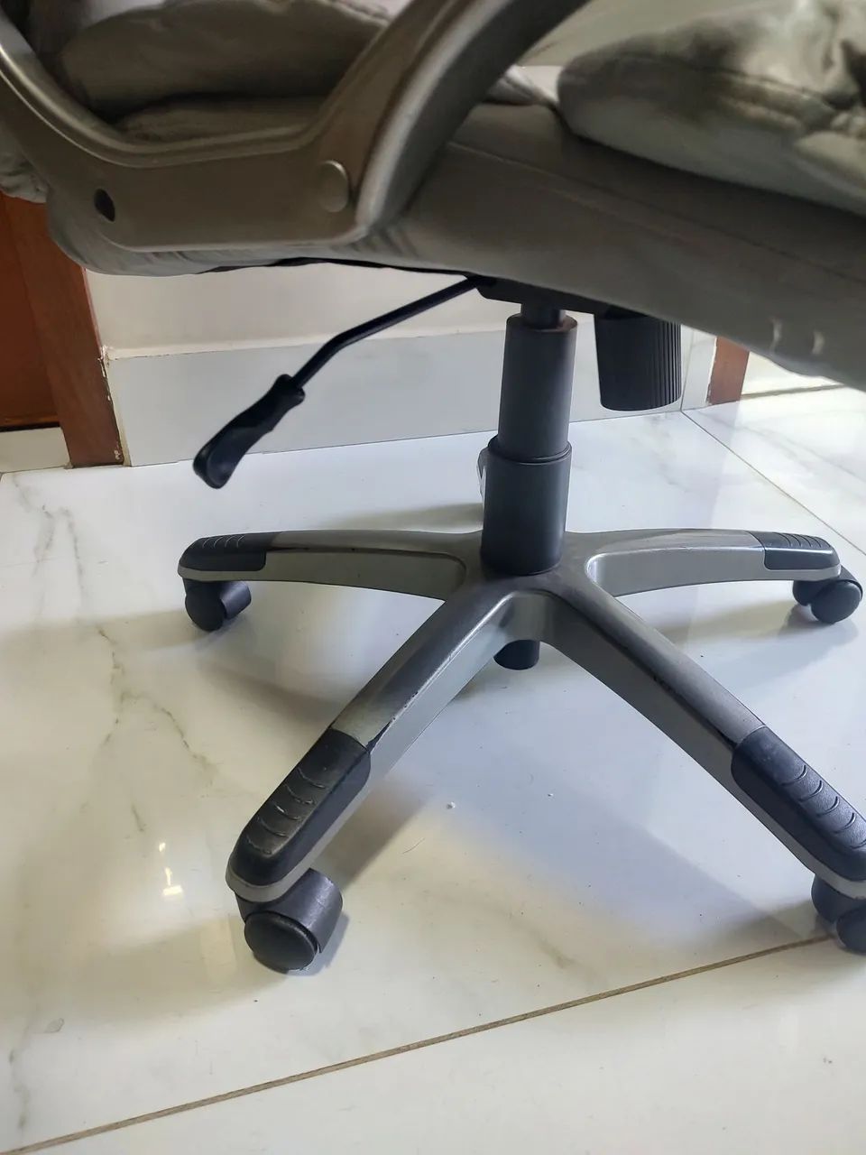 Cadeira de escritório  - Foto 2