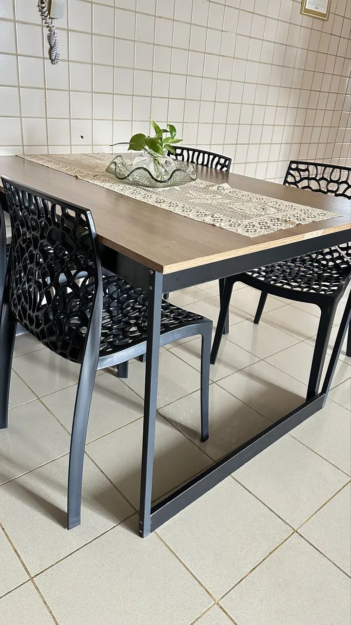 Mesa com 4 cadeiras  - Foto 3