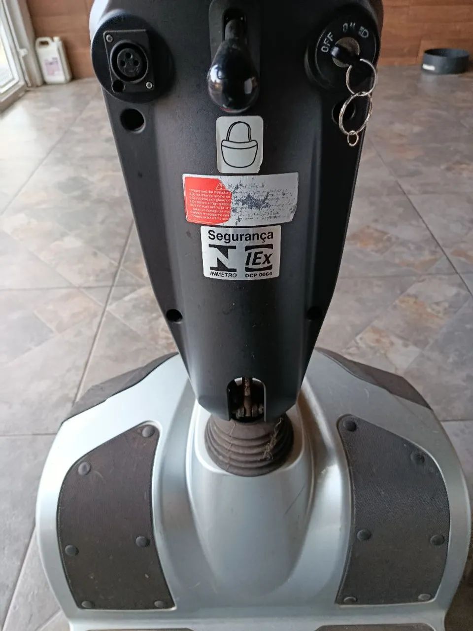Vendo quadriciclo eletrônico  - Foto 2