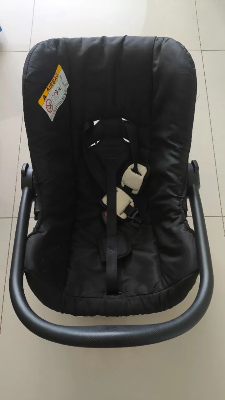 Bebê conforto + Base para carro