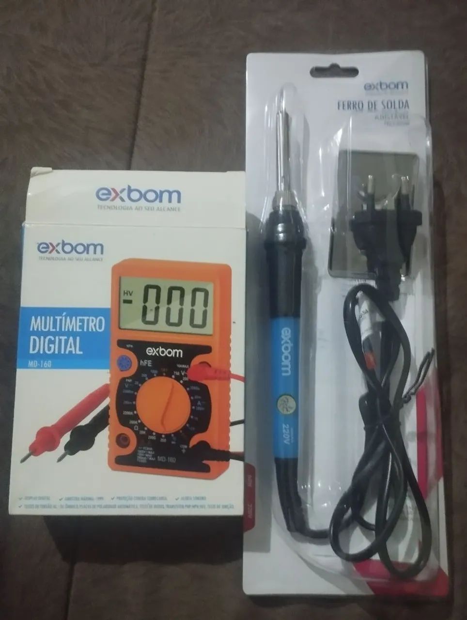 Kit multímetro e ferro de solda com regulador de temperatura 