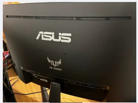 Monitor Asus TUF 31,5 - Foto 2