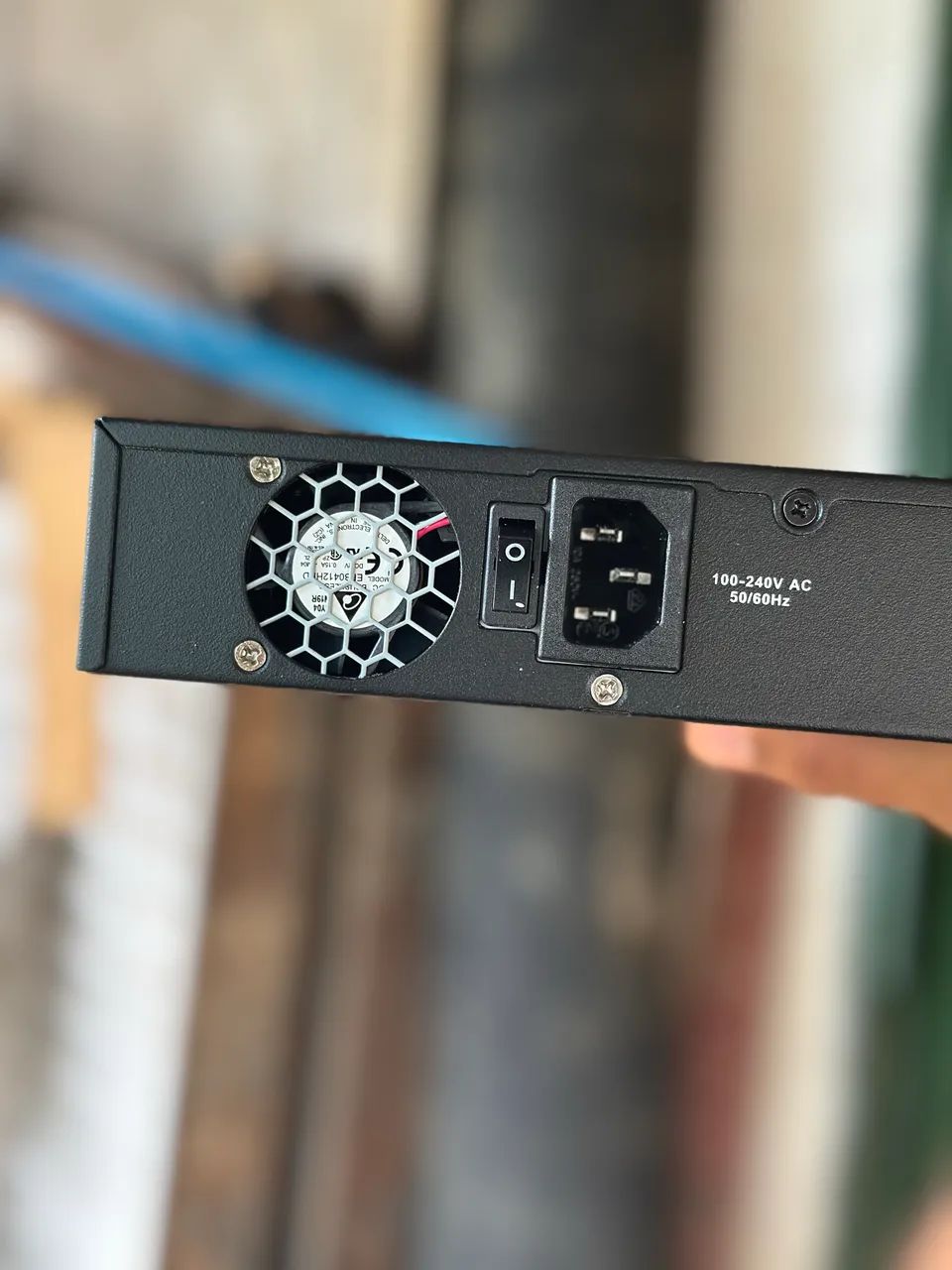 Switch Intelbras 18 Portas S1118f-pa - Foto 3