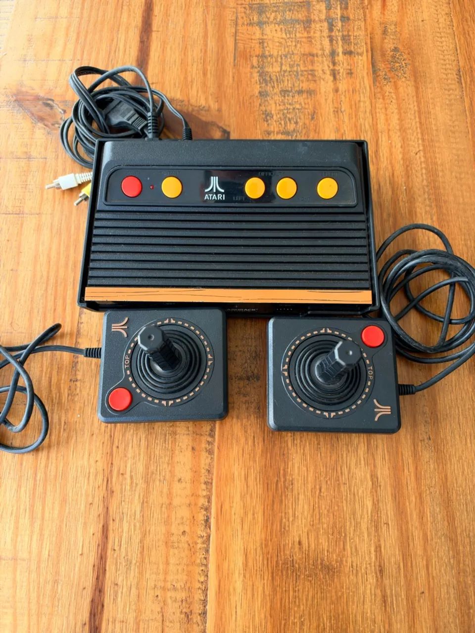 ATARI FLASHBACK COM 2 CONTROLES - Foto 3