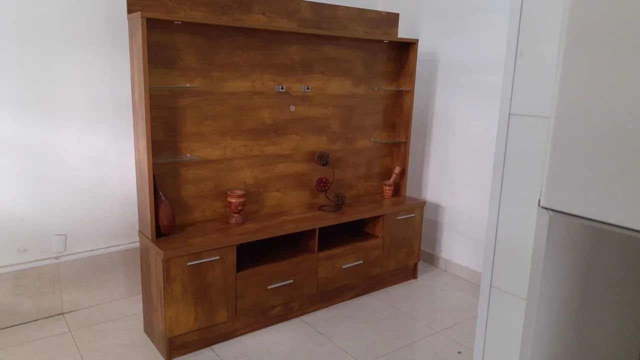 Móvel grande para TV