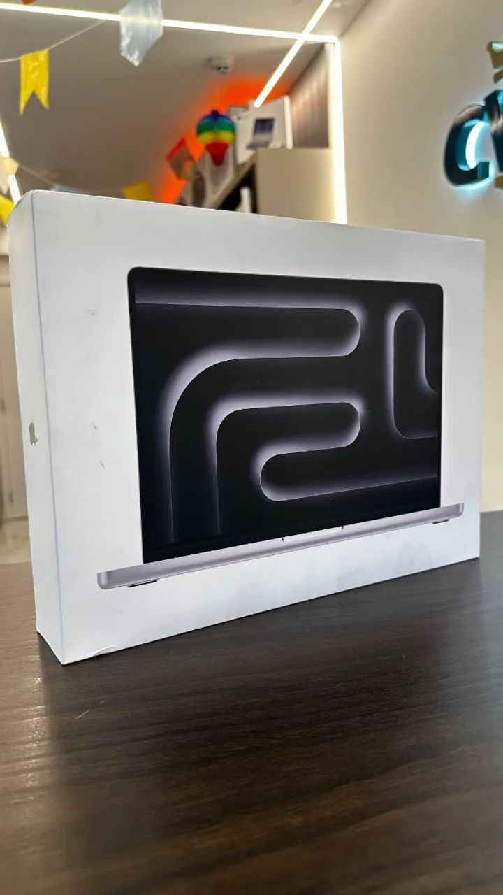 MACBOOK PRO M5 512SSD 16GB 14 POLEGADAS SILVER NOVO LACRADO / LOJA FÍSICA