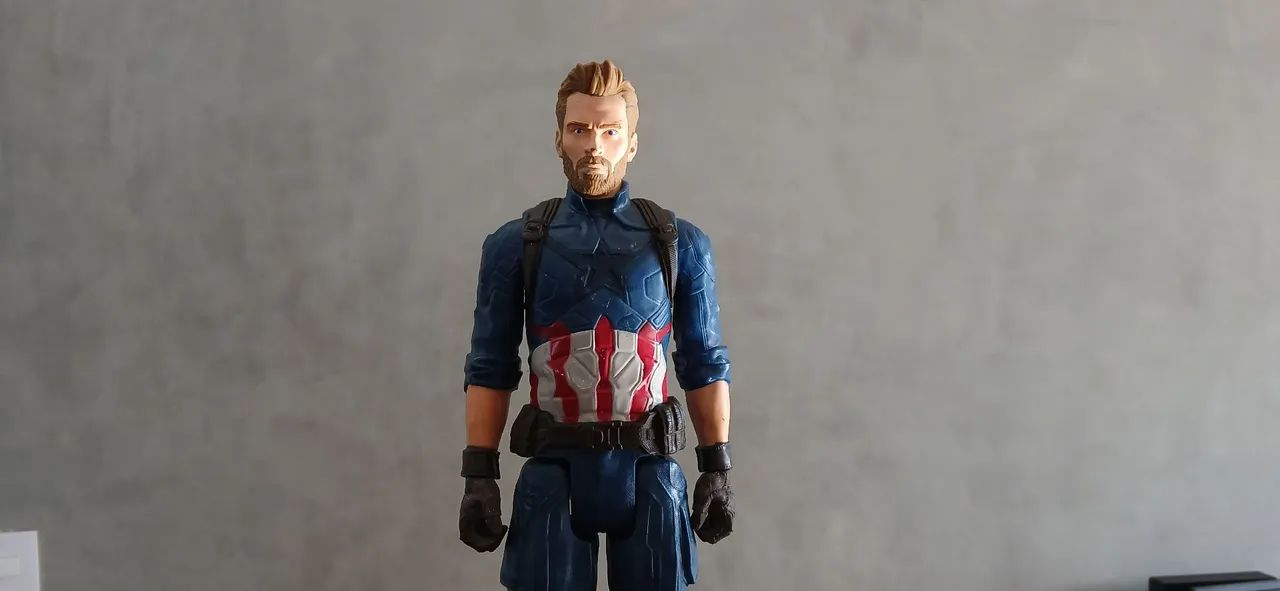 Boneco Capitão America 30cm - marvel hasbro