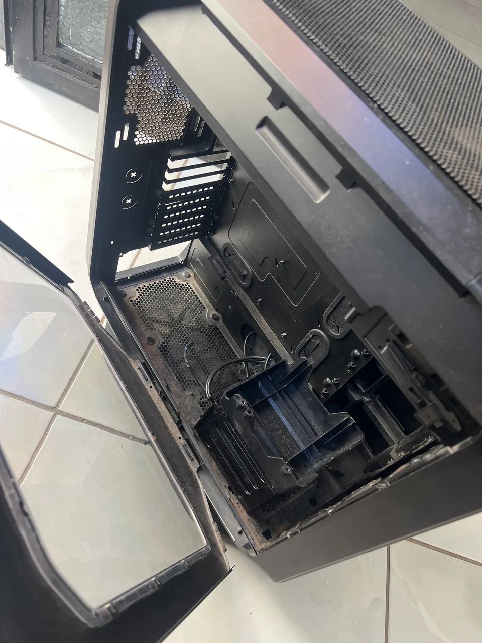 Gabinete Corsair High Tower - Torre Grande - Foto 3