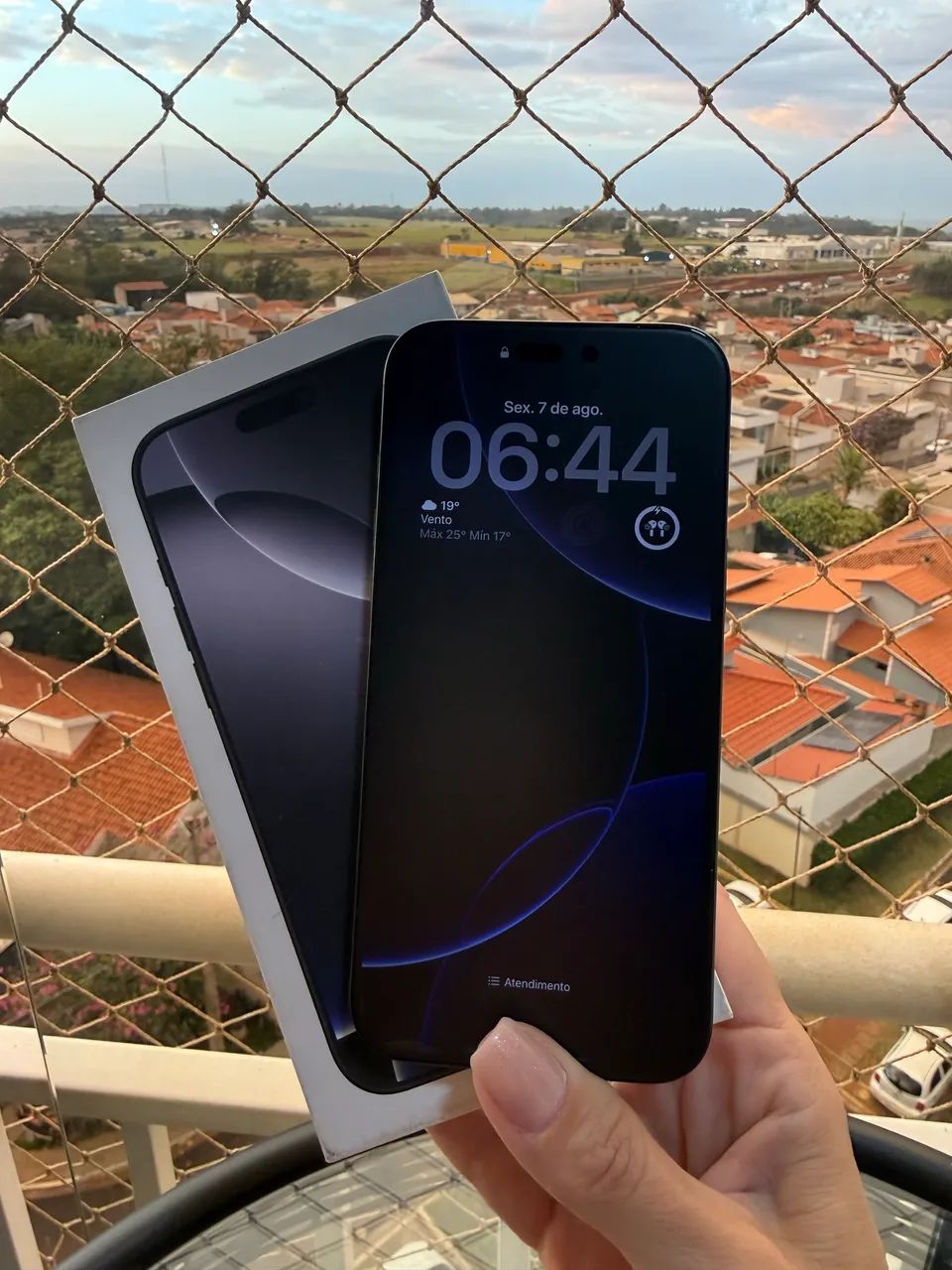iPhone 16 Pro Max 256MB - Foto 2