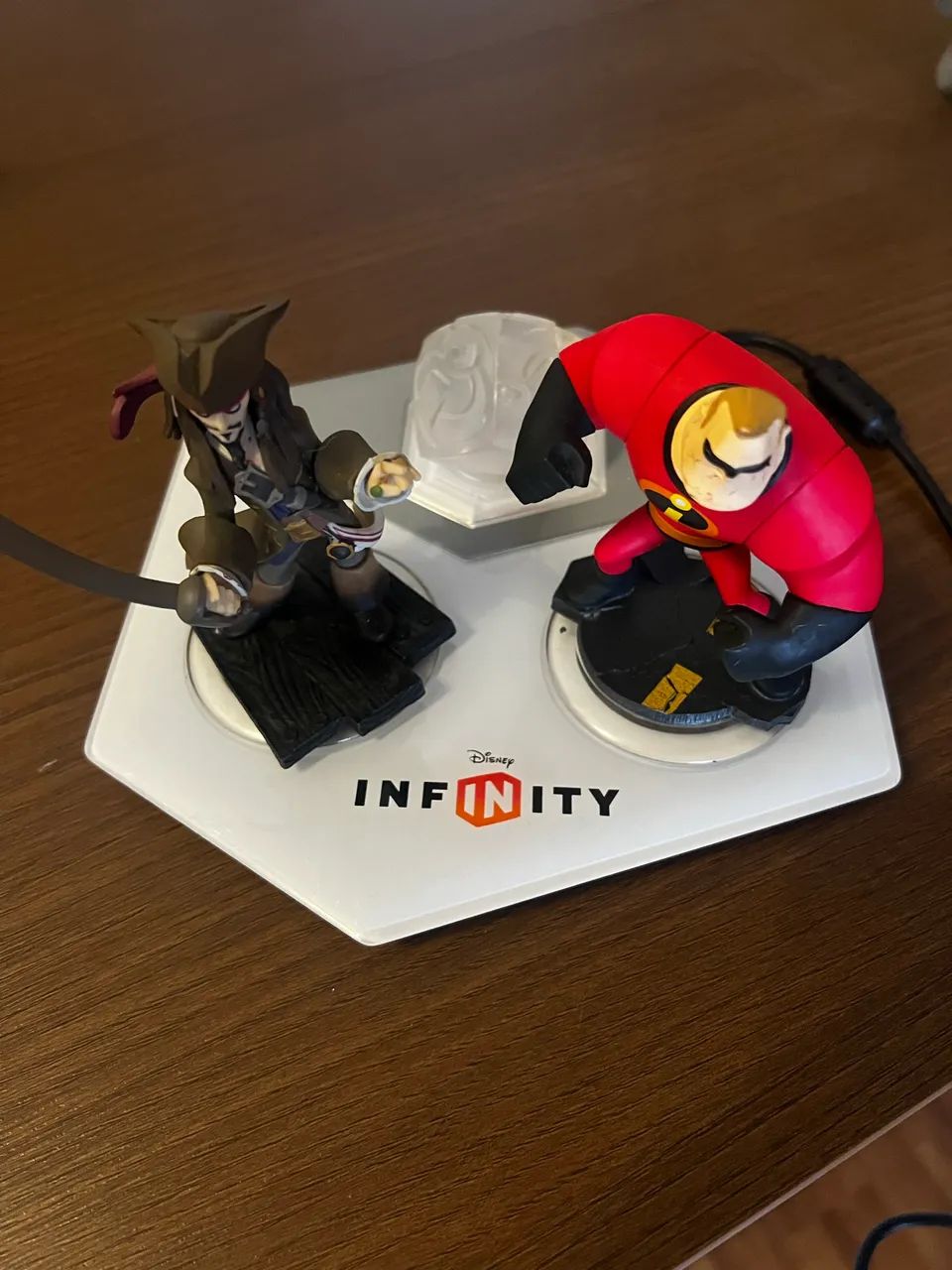 Kit Disney Infinity Com 4 Bonecos E Base Original - Foto 3