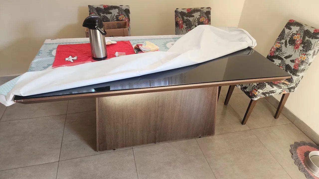 Mesa com tampa de vidro - Foto 2