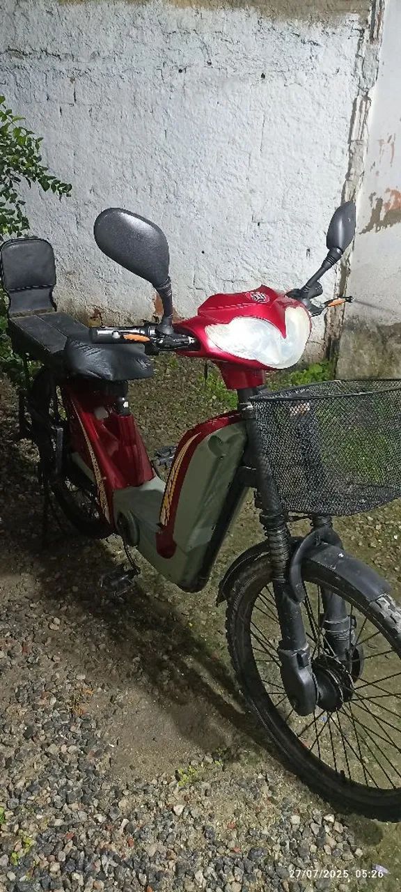 Bicicleta elétrica funcionando precisando de alguns reparos - Foto 2