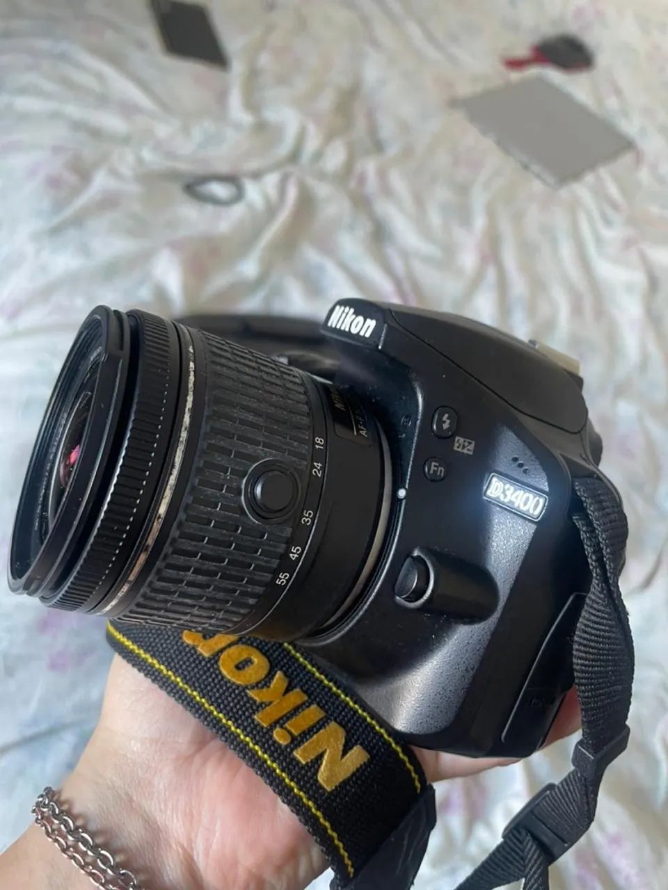 Câmera Nikon D3400 - Usada