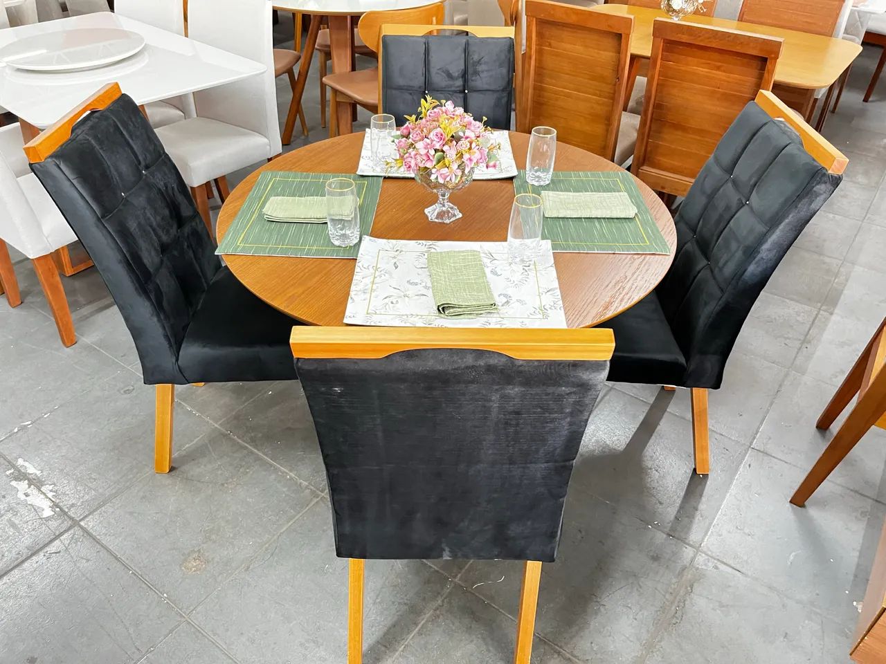 Mesa de jantar nova  - Foto 3