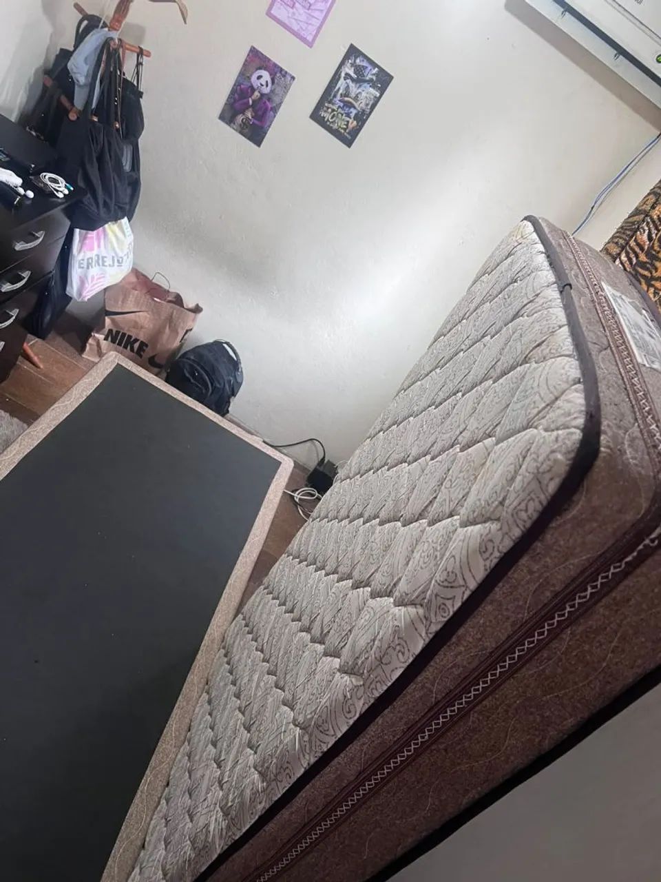 VENDO CAMA BOX DE SOLTEIRO COMPLETA COM COLCHÃO!<br> - Foto 2
