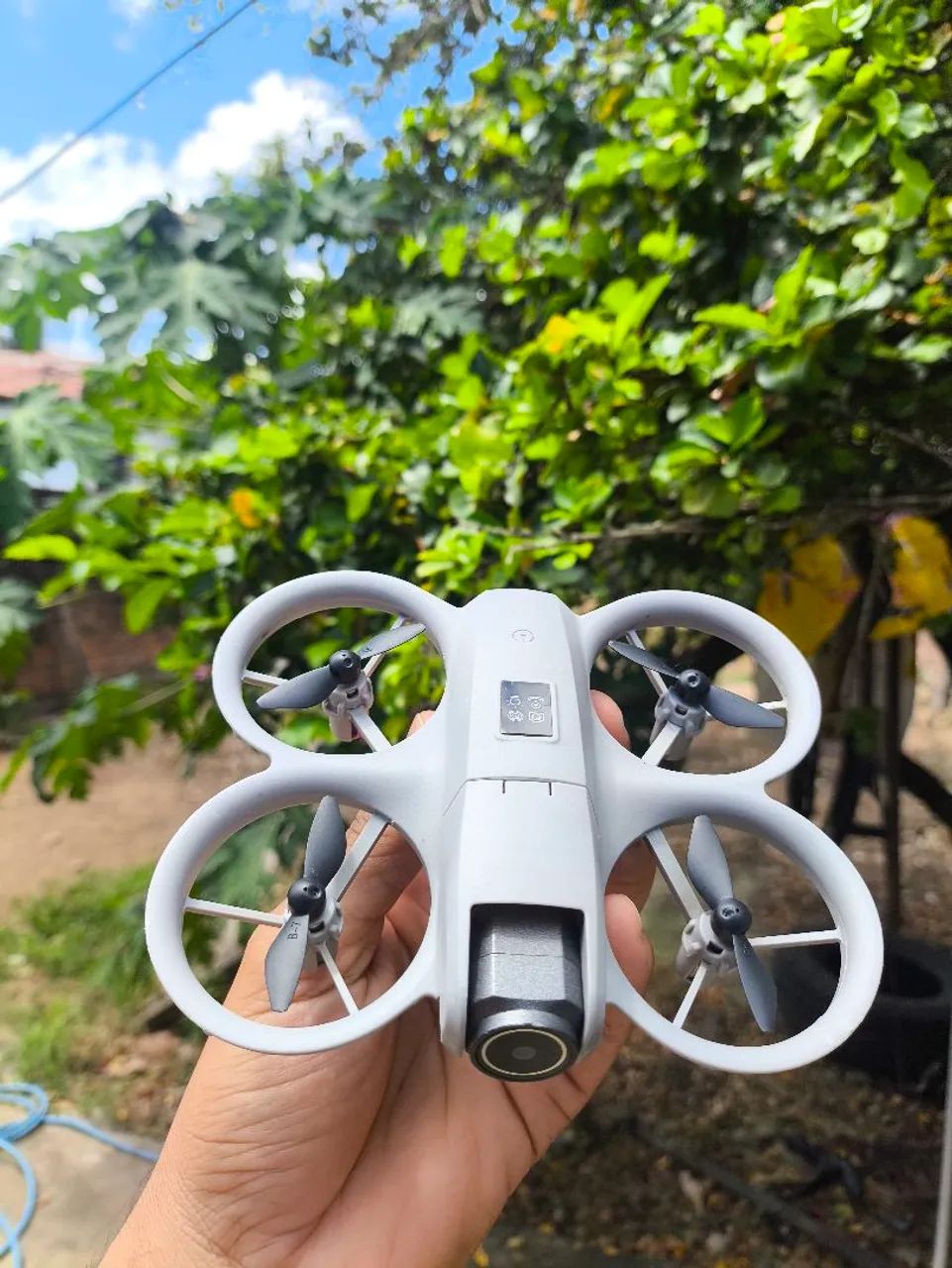 Drone Gt3 Com Câmera e Sensor de Obstáculo Produto de Brinquedo 