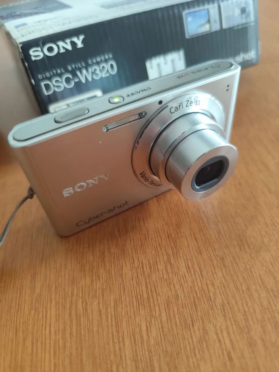Câmera Digital Sony Cyber-shot DSC-W320 Silver - Kit Completo (Y2K