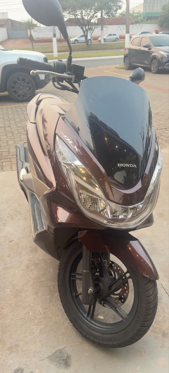 Moto pcx 2017 marrom 