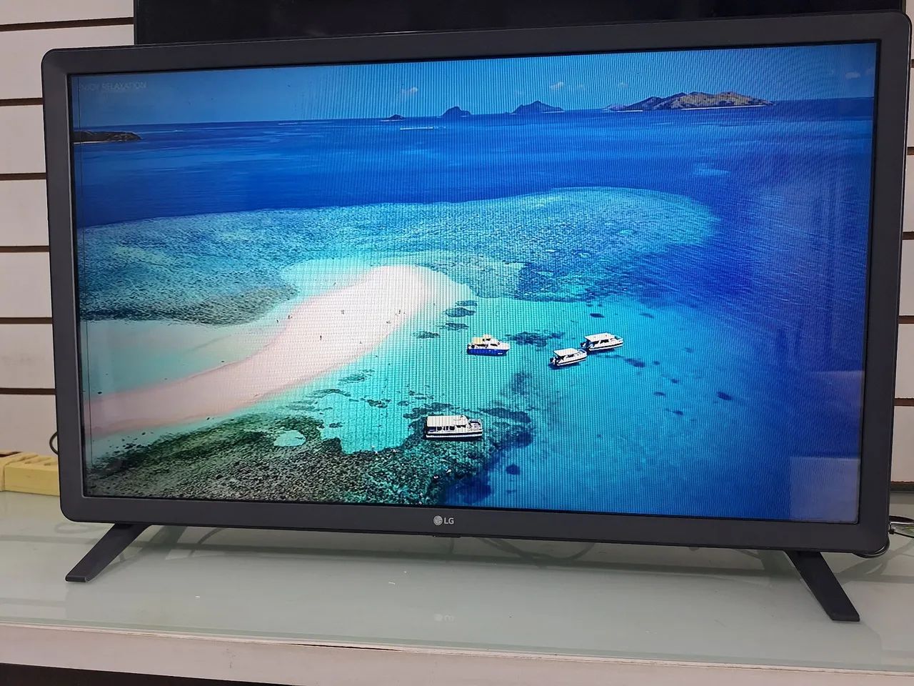 Tv LG 32  Smart  - Foto 2