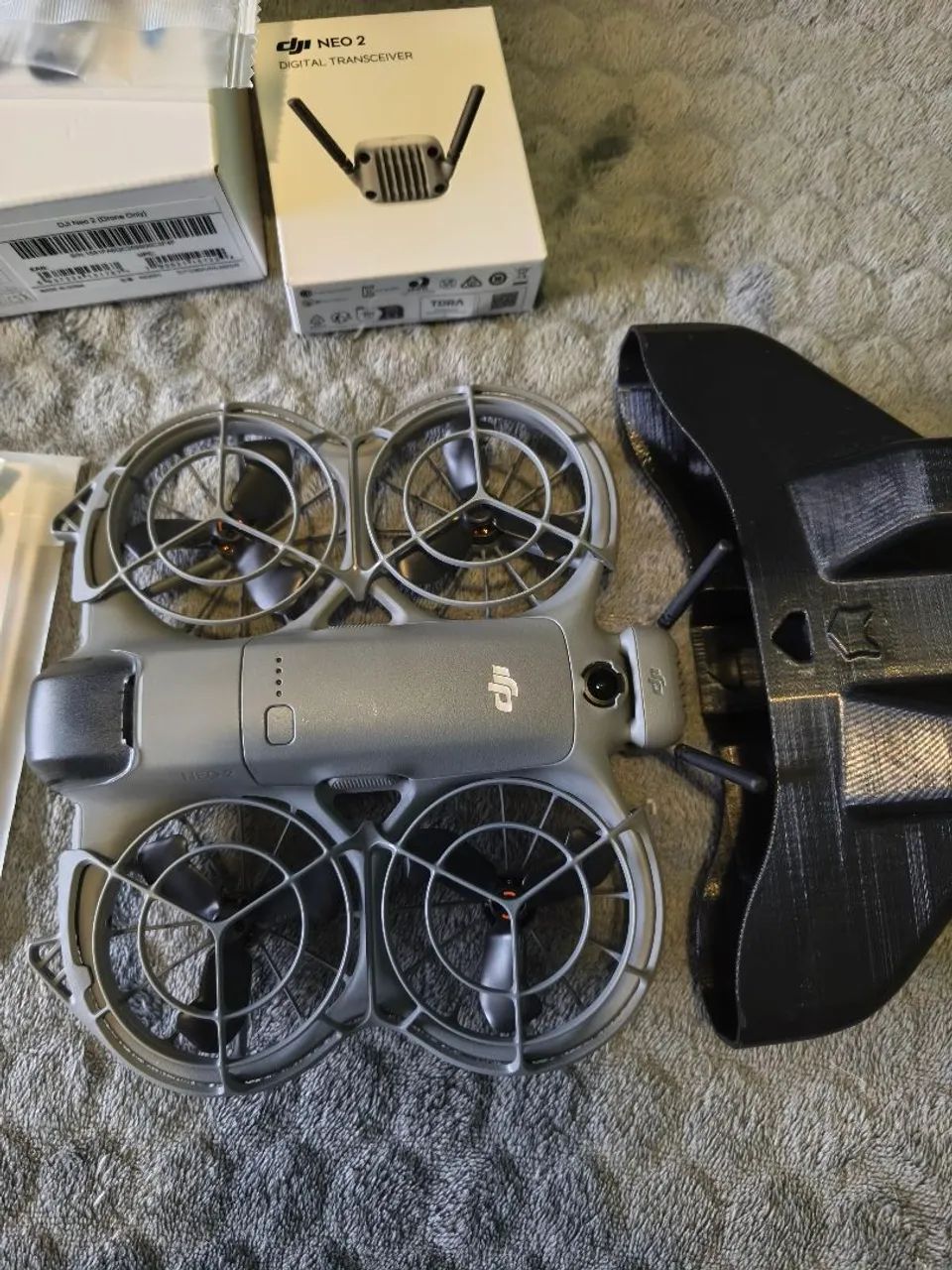Drone DJI Neo 2 com transmissor e case - Foto 3