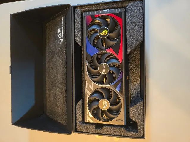 Asus RTX 4080 ROG STRIX 16Gb  - Foto 6